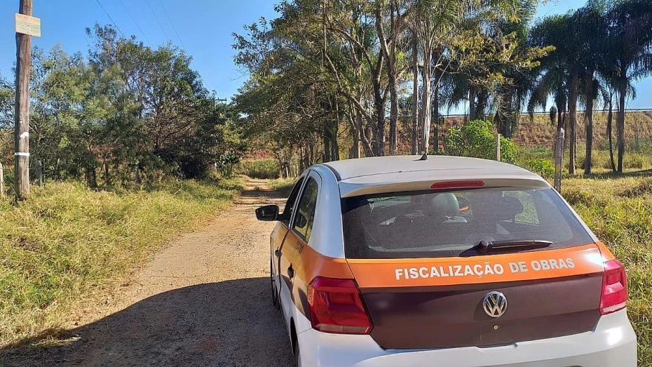 Fiscalização termina com notificações e multas na zona rural de Taubaté Fiscalização termina com notificações e multas na zona rural de Taubaté