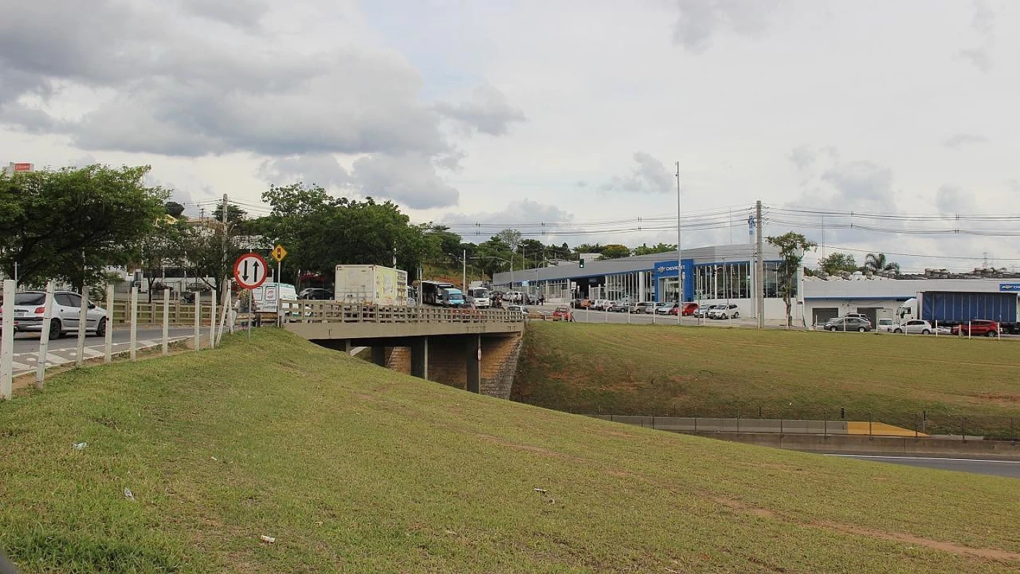 Obras para novo viaduto da Independência têm início 