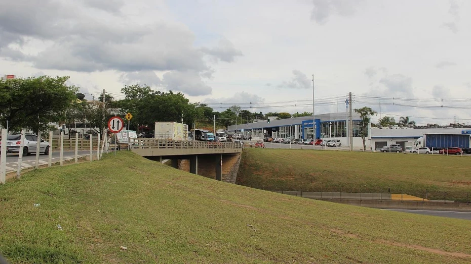 Obras para novo viaduto da Independência têm início Obras para novo viaduto da Independência têm início