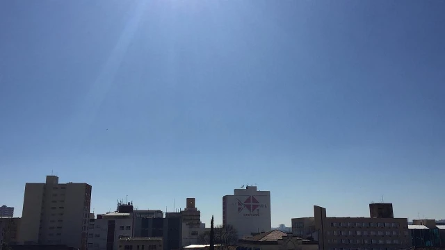 Fim de semana começa com predomínio de sol e temperaturas em elevação