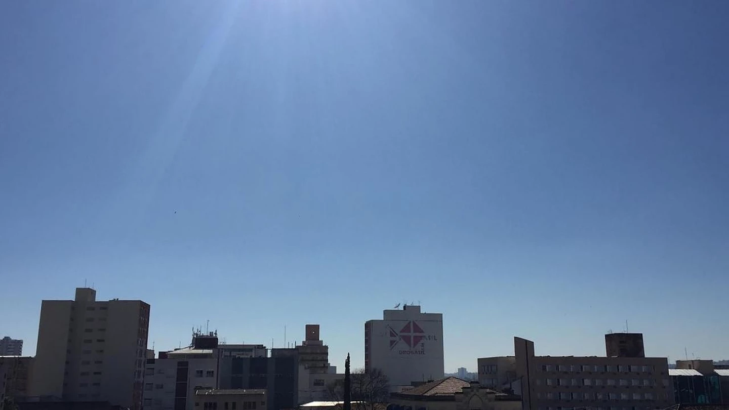 Fim de semana começa com predomínio de sol e temperaturas em elevação