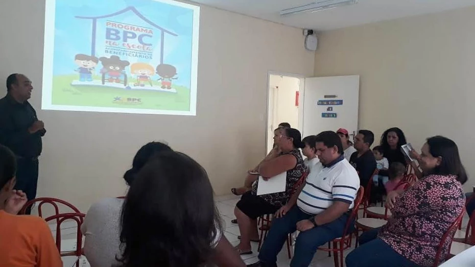Prefeitura realiza reuniões sobre programa BPC em escolas de Taubaté Prefeitura realiza reuniões sobre programa BPC em escolas de Taubaté