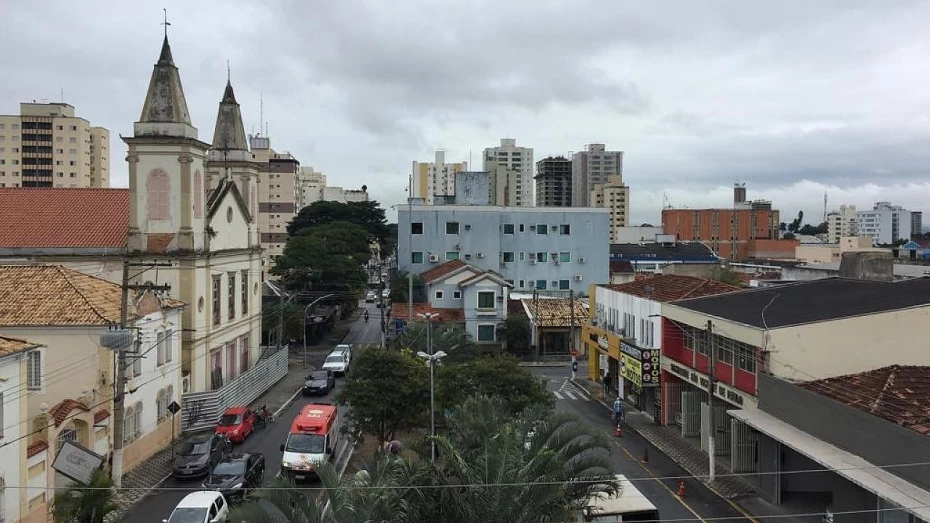 Terça-feira tem previsão de chuva e temperaturas baixas em Taubaté Terça-feira tem previsão de chuva e temperaturas baixas em Taubaté