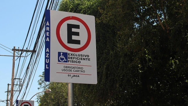 Zona Azul volta a funcionar em fase educacional em Taubaté