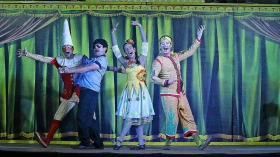 Projeto “Teatro a Bordo – Caixolas de Histórias” é destaque em Taubaté Projeto “Teatro a Bordo – Caixolas de Histórias” é destaque em Taubaté