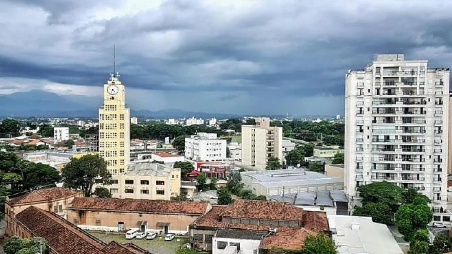 Semana começa com chuva e temperaturas amenas em Taubaté Semana começa com chuva e temperaturas amenas em Taubaté