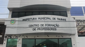 Prefeitura realiza evento para valorizar ensino do inglês na rede pública de Taubaté Prefeitura realiza evento para valorizar ensino do inglês na rede pública de Taubaté