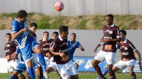Taubaté assume liderança de grupo da Copa Paulista após vitória em casa