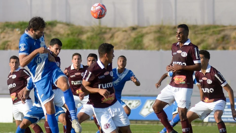 Taubaté assume liderança de grupo da Copa Paulista após vitória em casa Taubaté assume liderança de grupo da Copa Paulista após vitória em casa