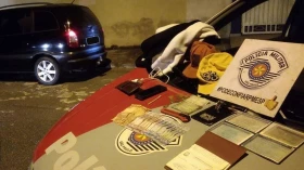 Dupla é presa acusada de assaltar motorista de aplicativo em Taubaté