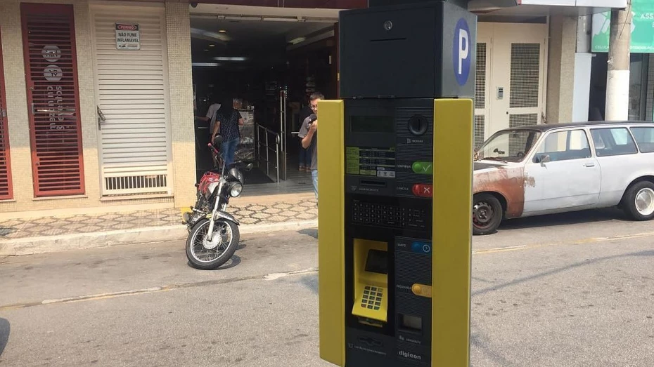 Orientação da nova zona azul de Taubaté é ampliada na região central Orientação da nova zona azul de Taubaté é ampliada na região central
