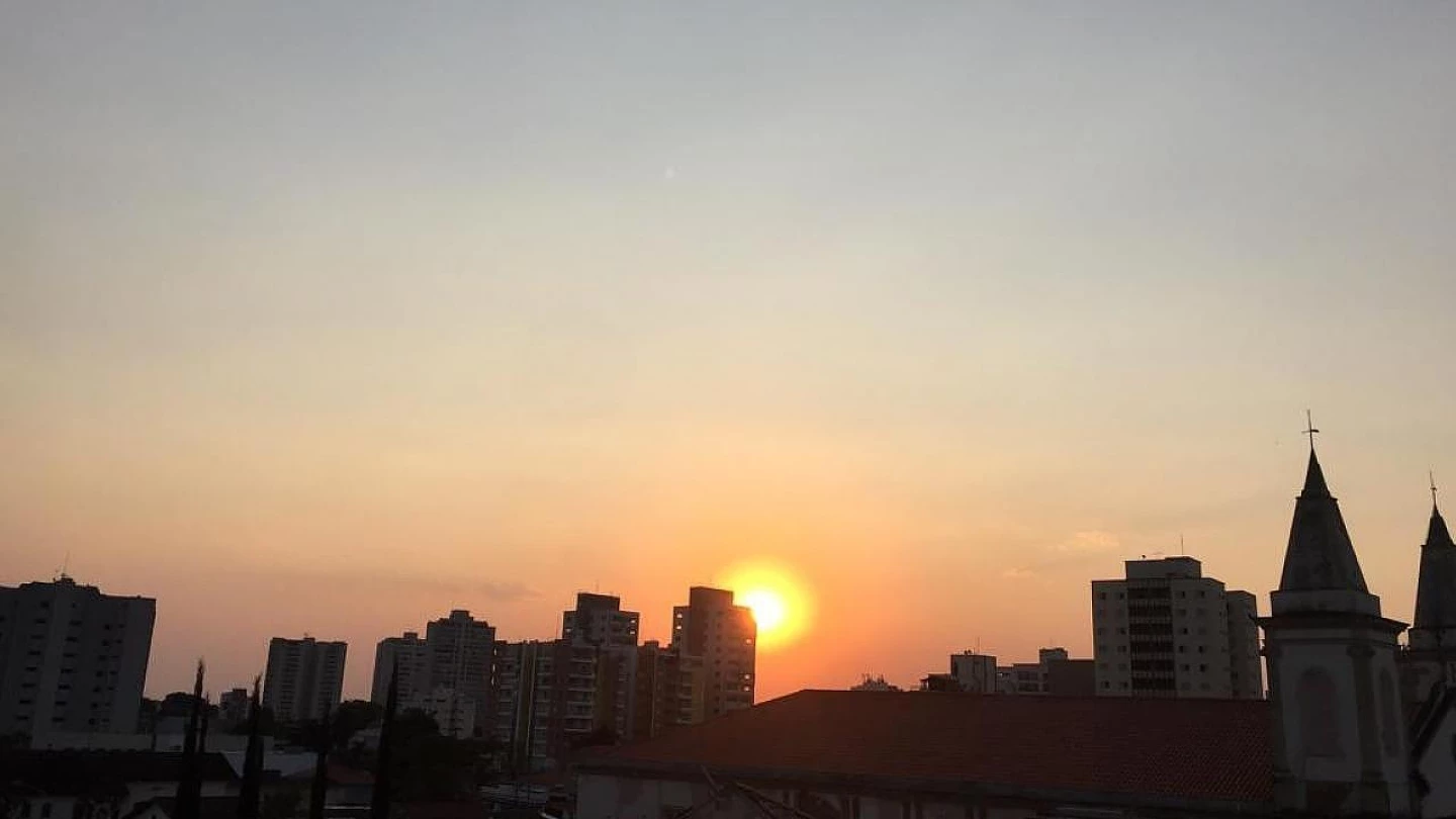 Outubro começa com sequência de dias quentes e sem chuva