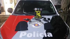 Trio é preso com armas após perseguição em Taubaté