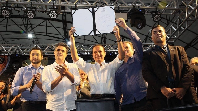 Vereadores de Taubaté divulgam nota de repúdio às falas de João Doria