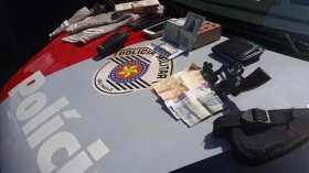 Homem é preso acusado de matar companheira a tiros em Taubaté