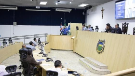 Câmara aprova projeto que extingue cargo de assessor parlamentar em Taubaté