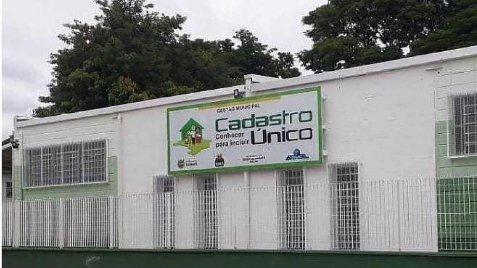 Cadastro Único recebe palestra sobre prevenção a violência contra mulher Cadastro Único recebe palestra sobre prevenção a violência contra mulher