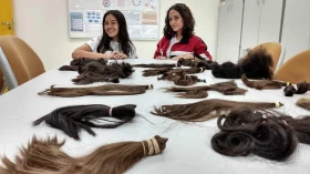 Escola Sesi recebe campanha para doação de cabelo em Taubaté