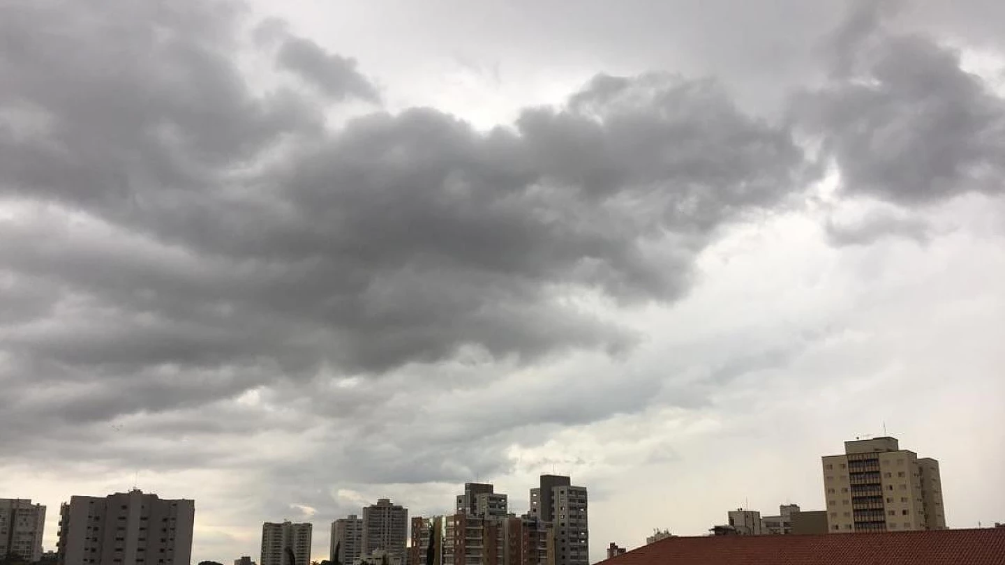 Quarta-feira terá chance de chuva durante a tarde em Taubaté