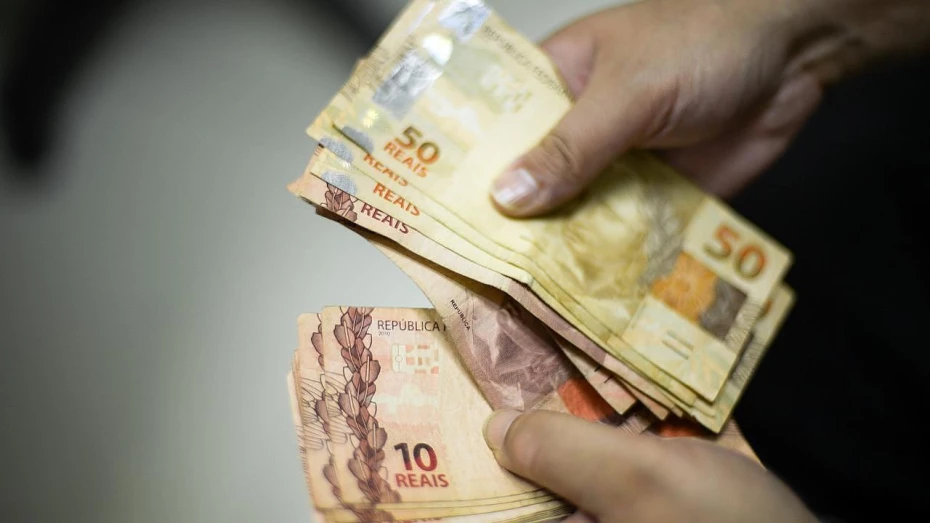 13º salário: como fazer benefício durar o ano inteiro 13º salário: como fazer benefício durar o ano inteiro