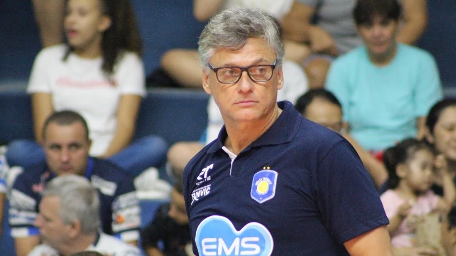Técnico do Vôlei Taubaté lança livro sobre conquistas no esporte nesta segunda Técnico do Vôlei Taubaté lança livro sobre conquistas no esporte nesta segunda