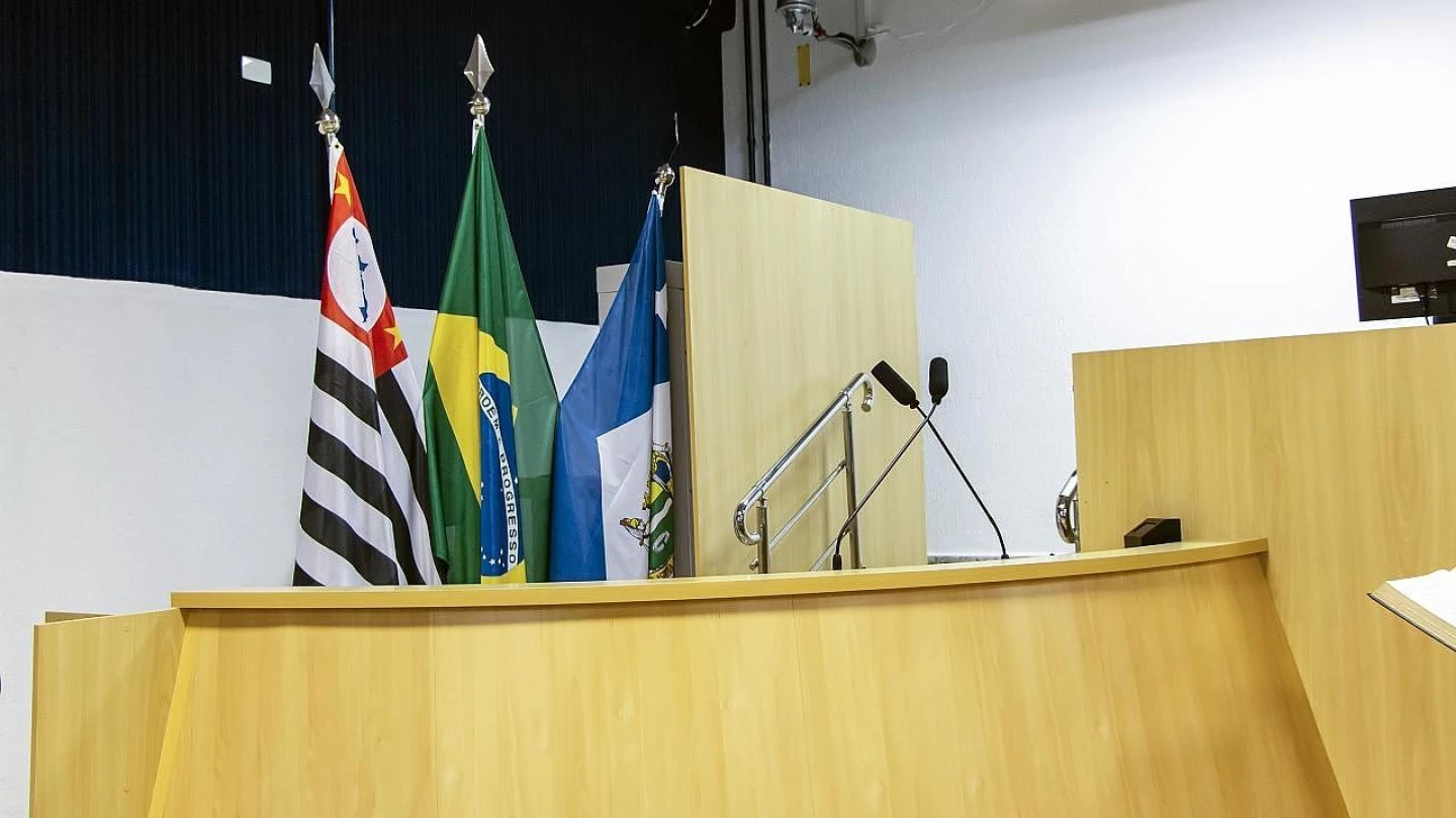 Projeto que limita utilização da tribuna livre é aprovado em Taubaté
