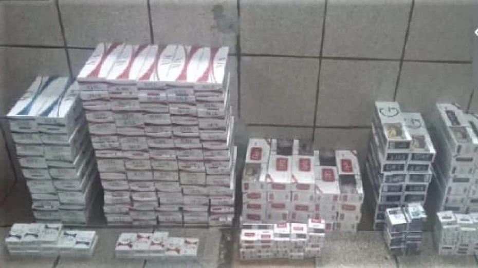 PM apreende caixas de cigarros contrabandeados em Taubaté