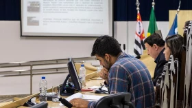 Vereadores aprovam reajuste de 4% para servidores de Taubaté