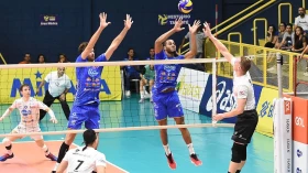 Favoritos, Taubaté e Sada Cruzeiro-MG medem forças pela Superliga