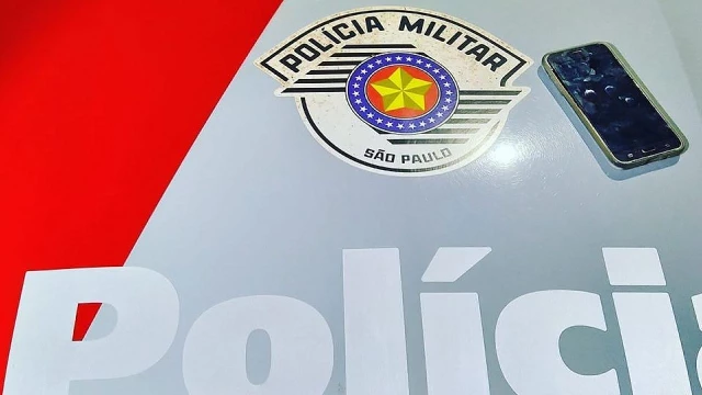 Motociclista é detido com celular roubado na Avenida Itália, em Taubaté