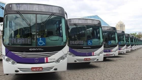 Ônibus do transporte coletivo de Taubaté voltam a circular após paralisação