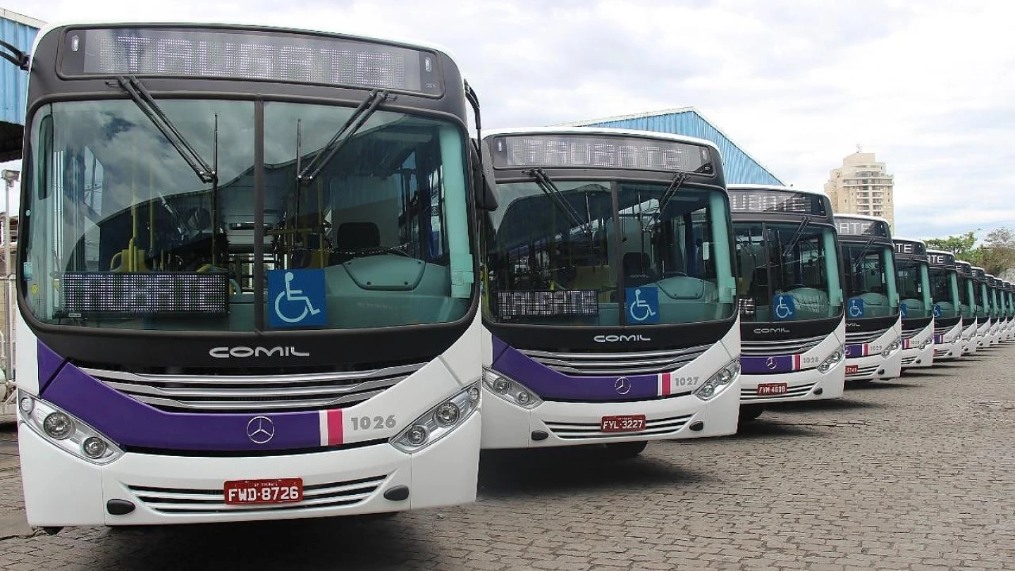 Ônibus do transporte coletivo de Taubaté voltam a circular após paralisação