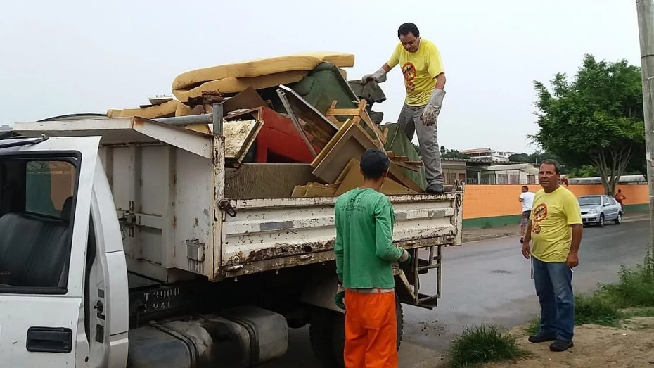 “Xô Mosquito” realiza arrastão na Estiva e no Vila Velha 2