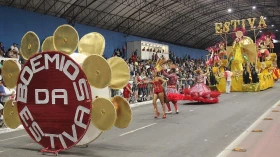 Carnaval de Taubaté terá apenas um dia de desfiles em 2020 Carnaval de Taubaté terá apenas um dia de desfiles em 2020