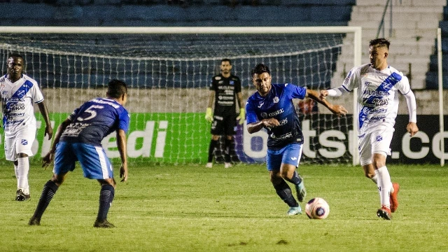 Taubaté apenas empata com São Bento em duelo no Joaquinzão