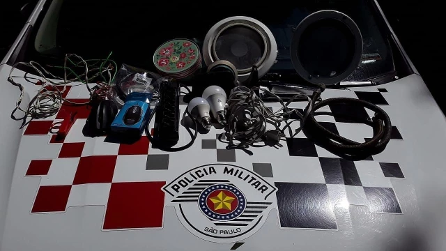 Trio que tentava furtar casa no Jardim Ana Emília é surpreendido pela PM