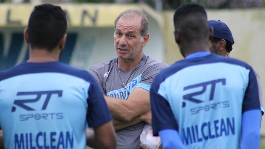 Taubaté demite técnico após derrota para Atibaia na Série A2 Taubaté demite técnico após derrota para Atibaia na Série A2