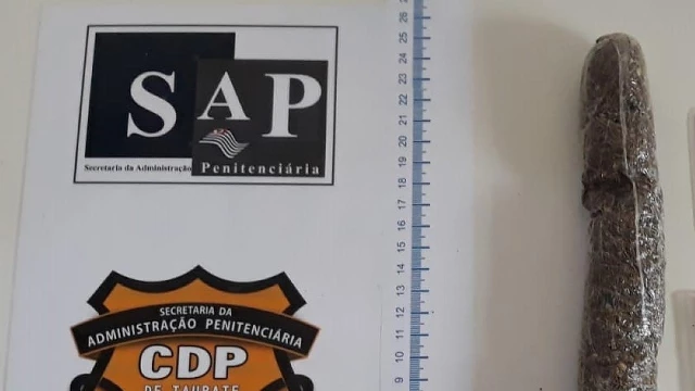 Visitante é flagrada tentando entrar com droga no CDP de Taubaté