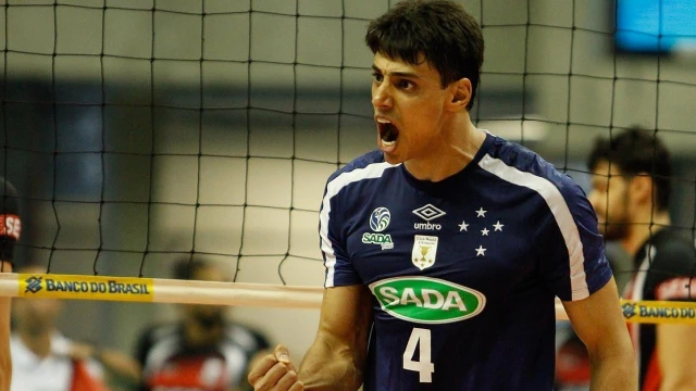 Sada Cruzeiro-MG vence duelo 'atrasado' e descola do Taubaté na Superliga