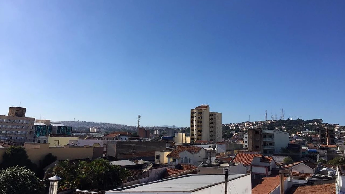 Sol volta a predominar na RMVale nesta quinta-feira