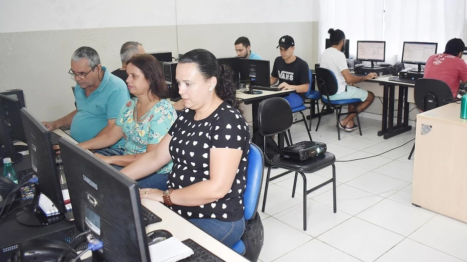 Unidade do Centro da Escola do Trabalho oferece 48 vagas em cursos gratuitos Unidade do Centro da Escola do Trabalho oferece 48 vagas em cursos gratuitos