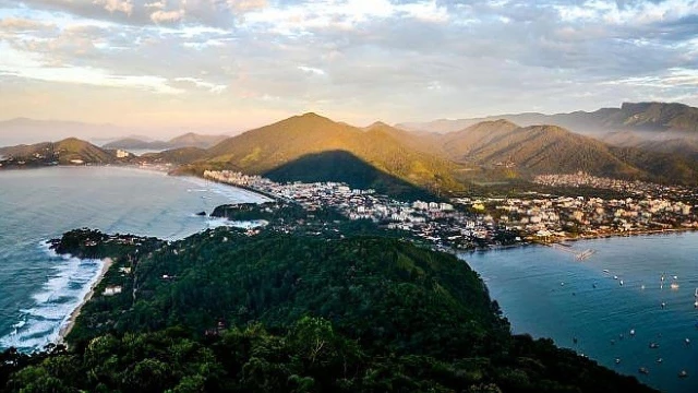 Ubatuba anuncia bloqueio no acesso às praias do município