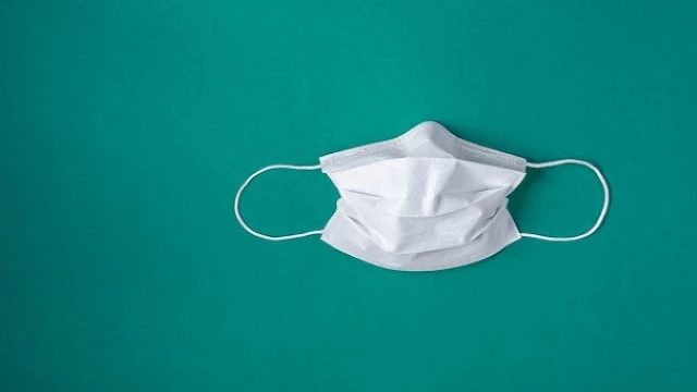 Escola do Trabalho de Taubaté produz 38 mil máscaras descartáveis