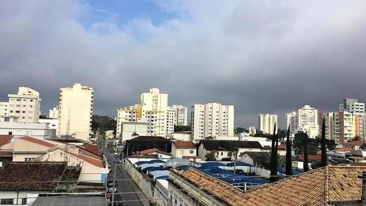 Frente fria aumenta nebulosidade nesta quarta-feira na RMVale