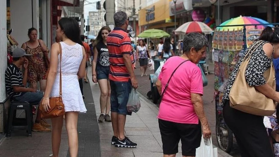 “Retomada” em Taubaté terá comércio fechado aos sábados e domingos “Retomada” em Taubaté terá comércio fechado aos sábados e domingos
