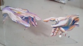 ‘Artistas contra a Fome’ realiza arrecadação de agasalhos e cobertores em Taubaté