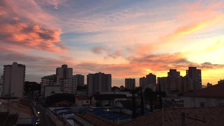 Sol predomina, mas temperaturas seguem amenas na RMVale
