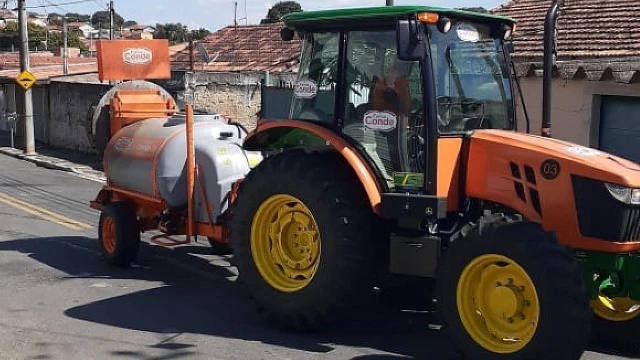Vias públicas de Taubaté recebem reforço de desinfecção