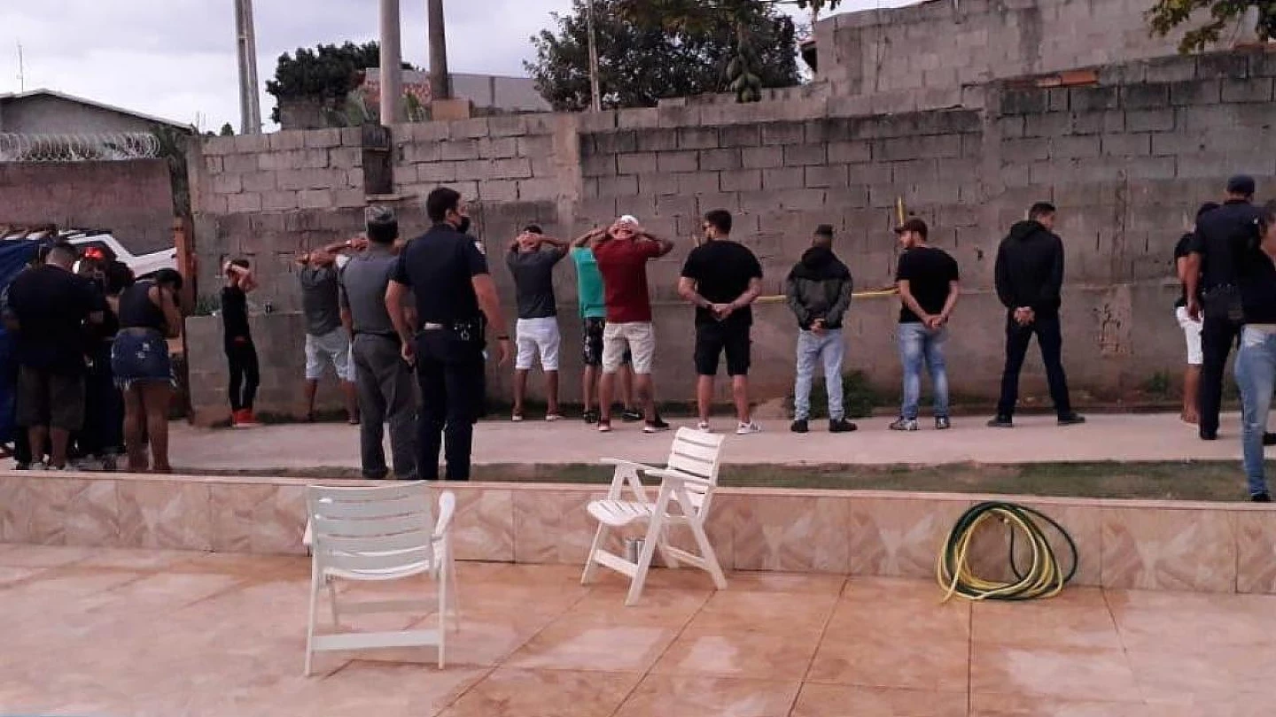 Festa com cerca de 30 pessoas é alvo da Operação Sossego em Taubaté