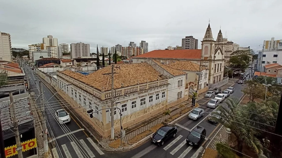 Frente fria avança pela RMVale com chuva e nebulosidade